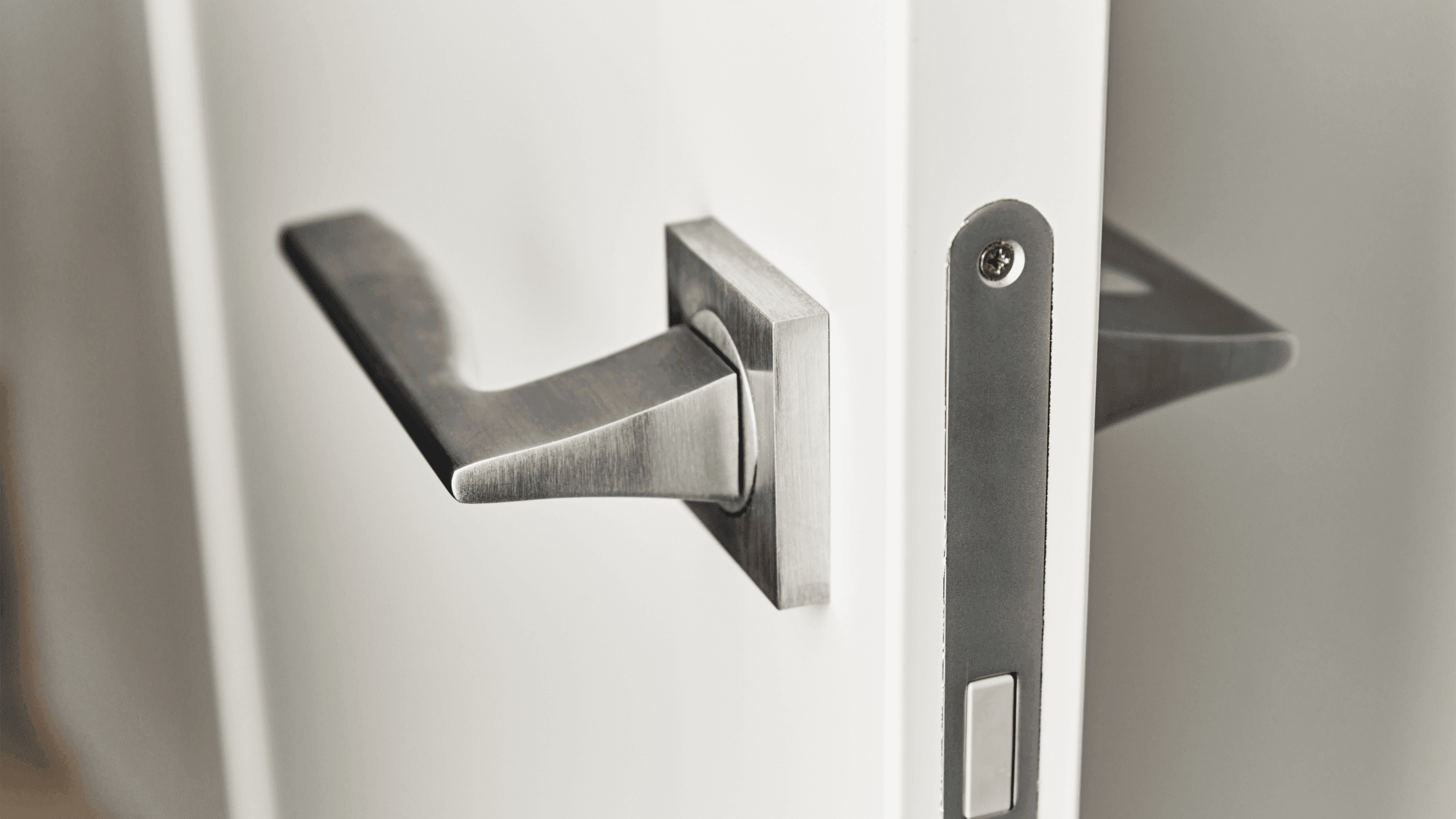 Choosing Handles for Your Internal Doors
